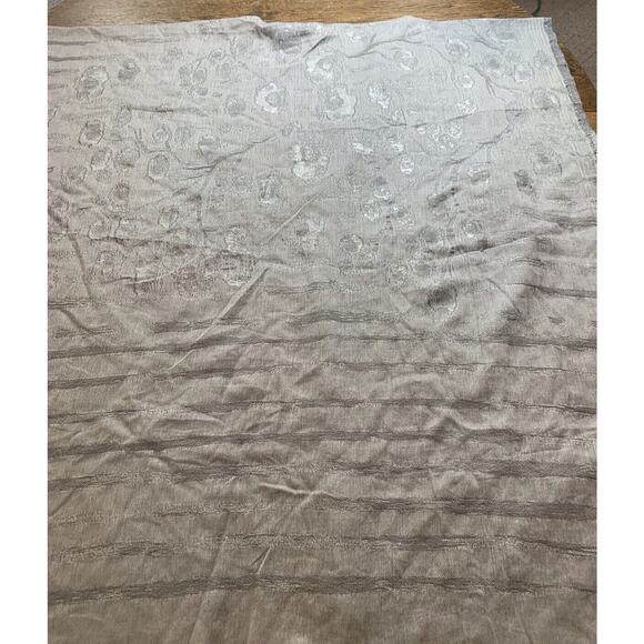 Saachi Animal Print Sparkle Kimono Ruana Handwoven Gray Taupe NWT! Reg $67 - Picture 6 of 8